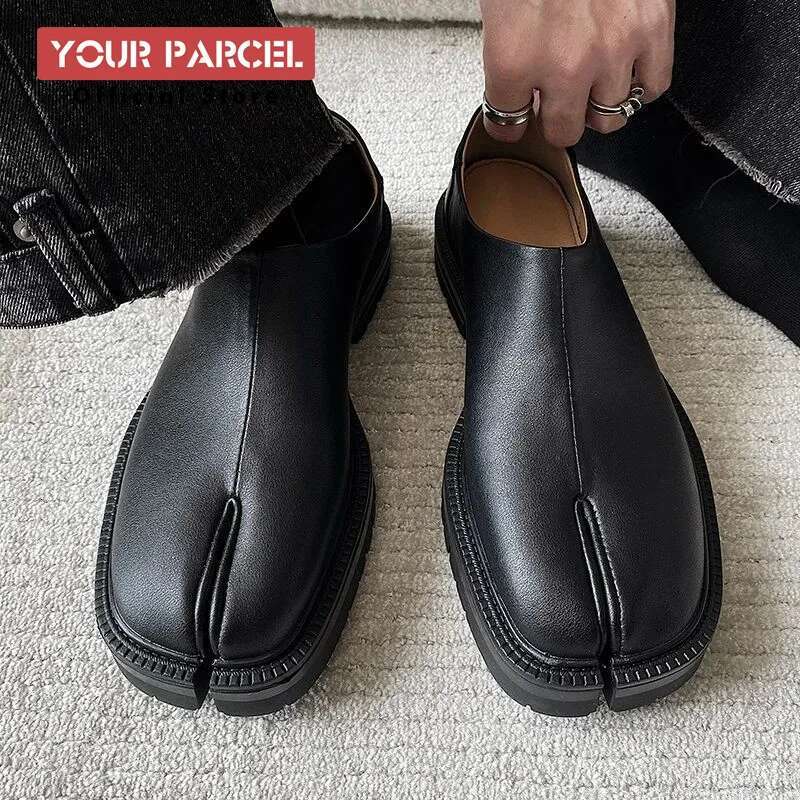 Tabi For Men And Women Classic Leather Split Toe Casual One Foot Unisex Flat Shoes Comfortable Design