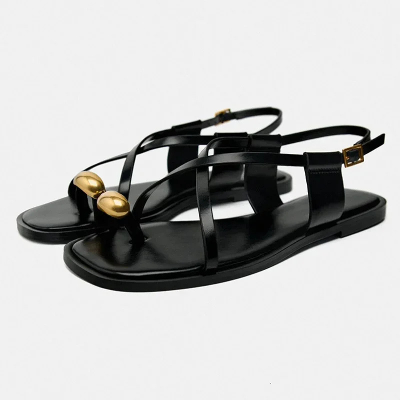 2025 Summer Flat Sandals for Woman Fashion Metal Decoration Ladies Footwear Breathable Cross Strap Casual Clip Toe Beach Shoes 250224