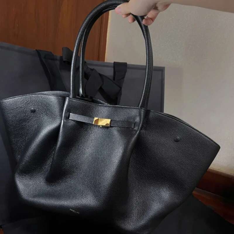 Large Capacity Tote Bag Women - Fashionable Joker New York Style Handbag For Everyday Use