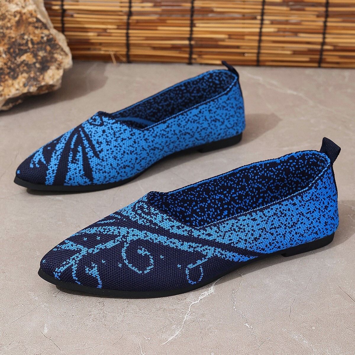 Pretty ballerinas Spanish ballet shoes with sequins, light mouth single shoes, comfortable evening style, flat shoes for women