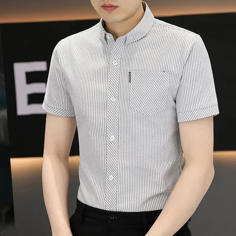Striped Shirt for Men Korean Style Slim Short-sleeved Iron-free Casual Cardigan Summer Half-sleeved Top Pocket 250224