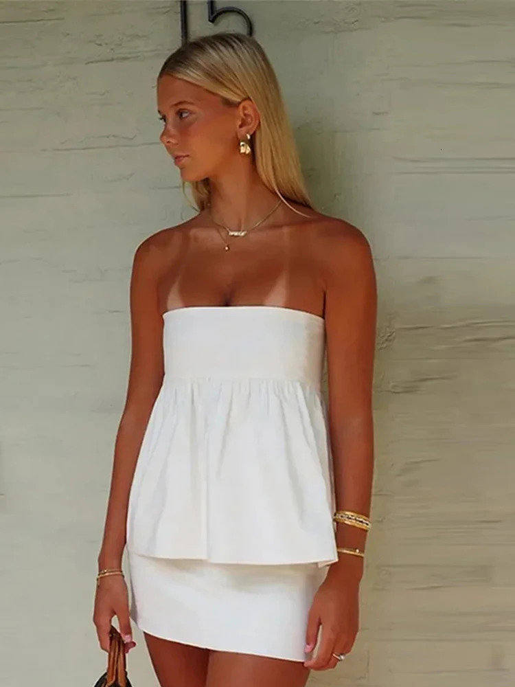 Strapless Top Women Sexy Off Shoulder Solid Tube Tops Female 2024 Summer High Street Sleeveless Fashion Slim Streetwears Lady 250224