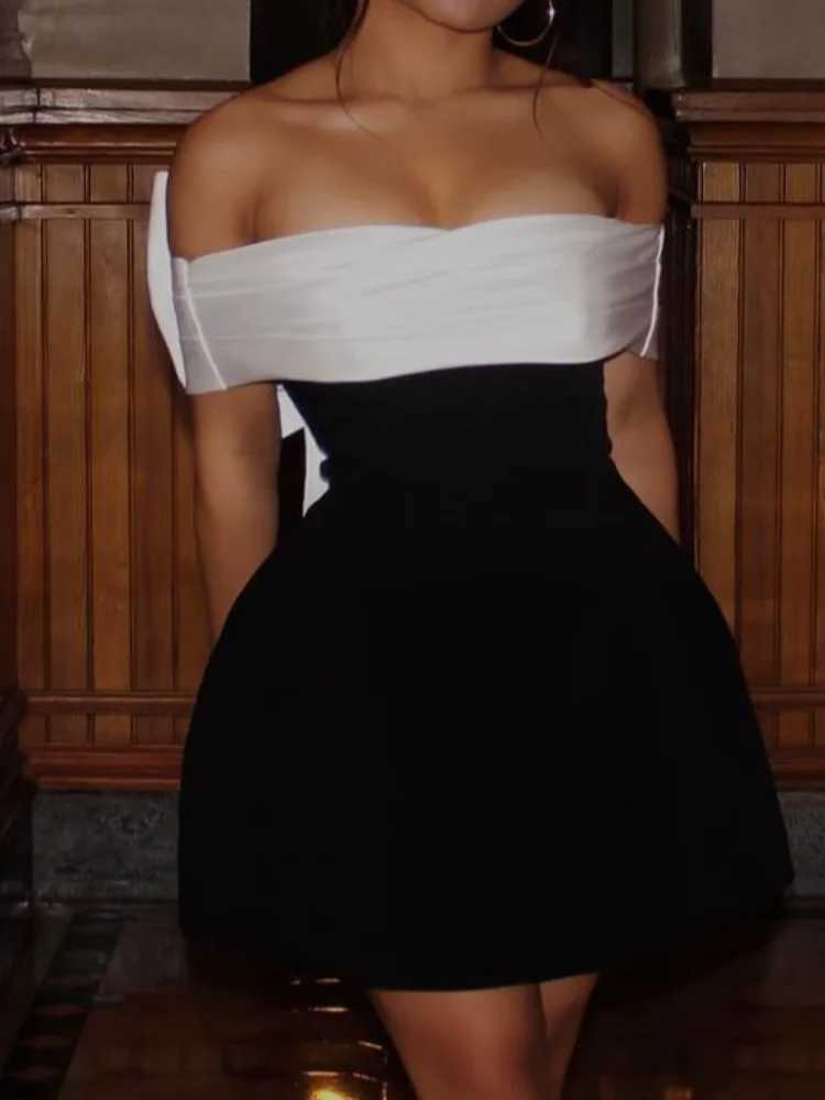 Fashion Backless 3d Bow Patchwork Mini Dress Ele Strapless High Waist A-linen Dresses 2025 New Street Party Club GownXJ250224