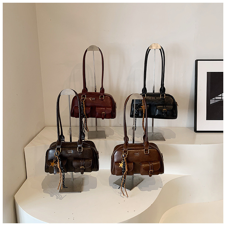 Designer's High-end Multi Pocket Large Capacity Women's 2025 New Fashionable Bowling Bag, Single Shoulder Armpit Bag