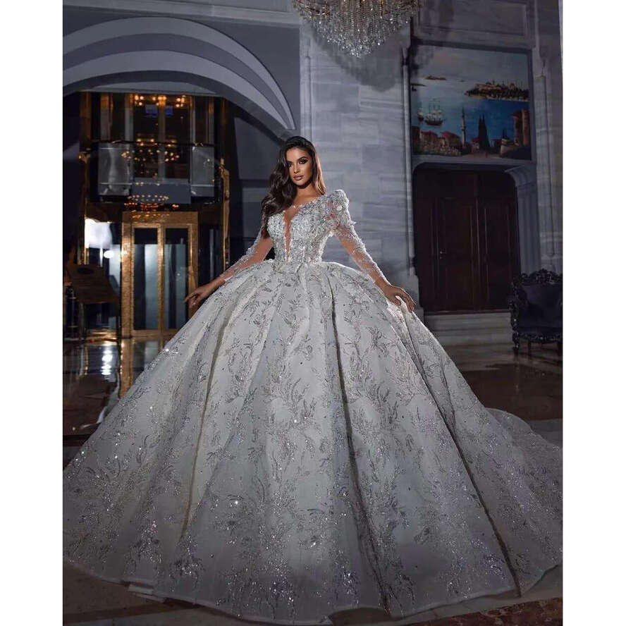 Arabic White Wedding Dresses Elegant Full Sleeve Ball Gown Sequins Beaded Bridal Gowns With Long Train
