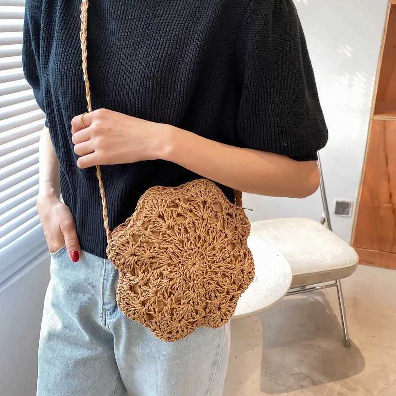 Summer Octagon Straw Bag Women Handmade Small Crossbody Bag Travel Beach Bag Round Messenger Bag Clutch Outing Ladies Handbag
