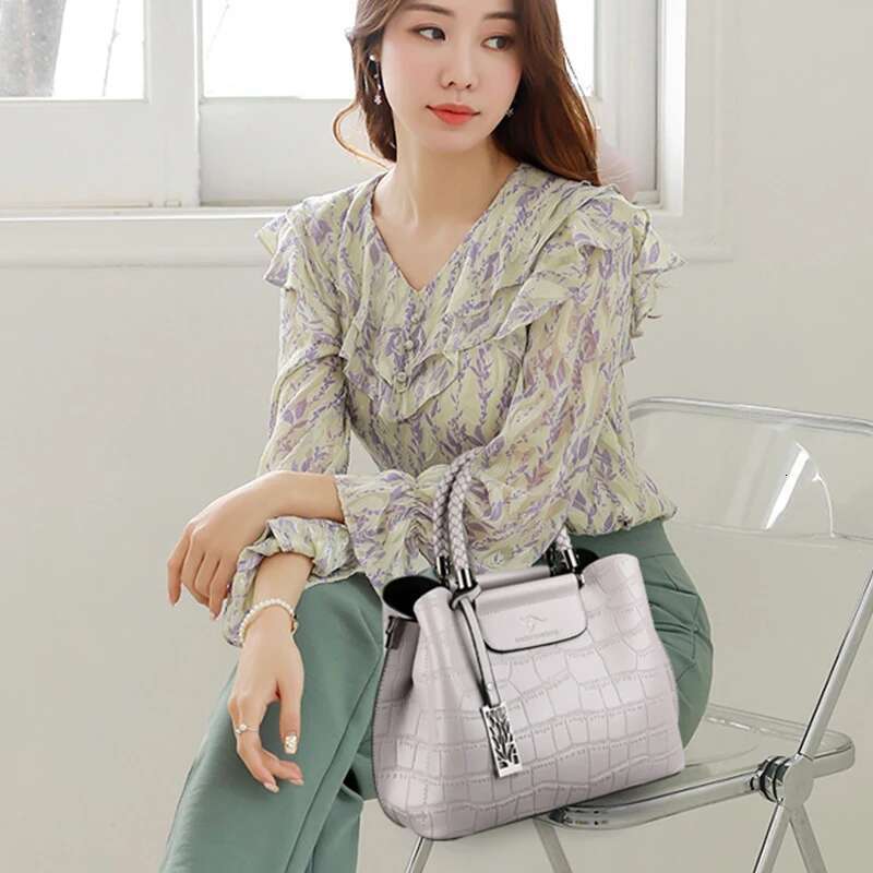 Genuine Leather Handbags For Women Hand-Knitted Crossbody Shoulder Bags Designer New Style3 Stone Pattern Ladies Tote Bag Sac A Main