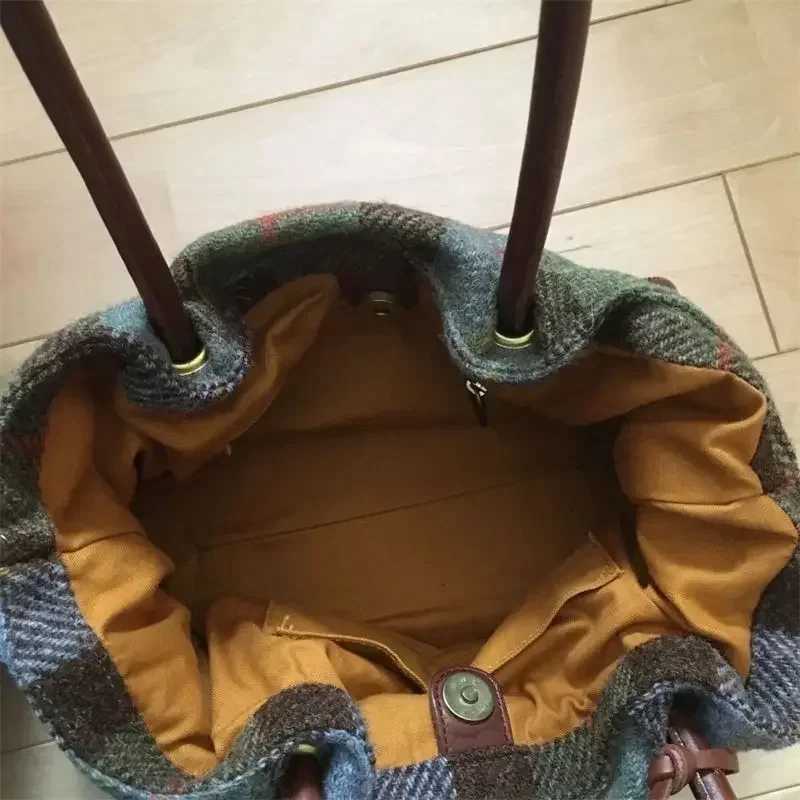 Miyagawa Autumn Winter Bags Womens 2023 New Single Shoulder Bag Vintage Plaid Underarm Bag Small Commuter Bag Student Handbag Z250225