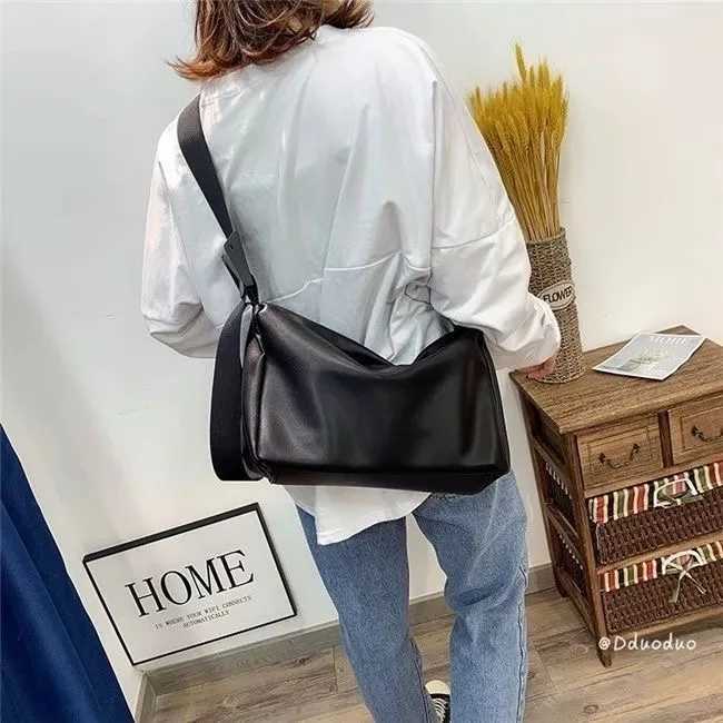 Crossbody Bags Men Shoulder Bag Functional Fashion Lover Male Handbag Tote Bag Large Capacity Z250225