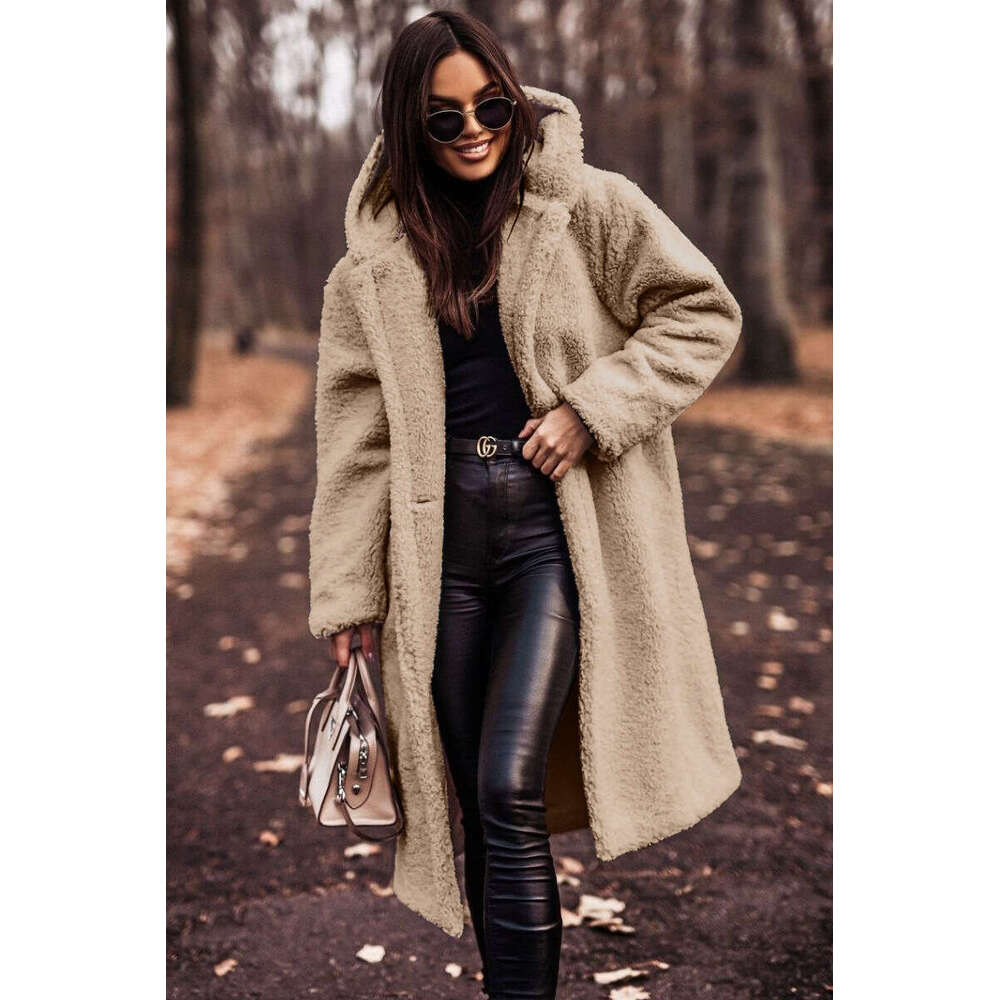 Autumn And Winter Fashionable Long Sleeved Woolen Women's Coat In Clean Color