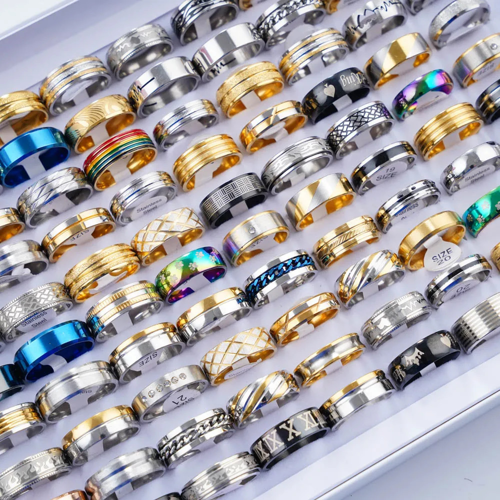 20Pcs/Lot Fashion Heart Stripe Stainless Steel Love Rings For Men Women Mix Style Party Gifts Jewelry Accessories 250218