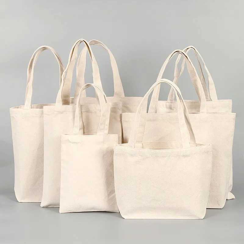 Reusable and Foldable Shoulder Bag Environmentally Friendly for Women Made of Large Cotton Fabric Canvas Handbag Used as a Market Shopping Bag Blank Z