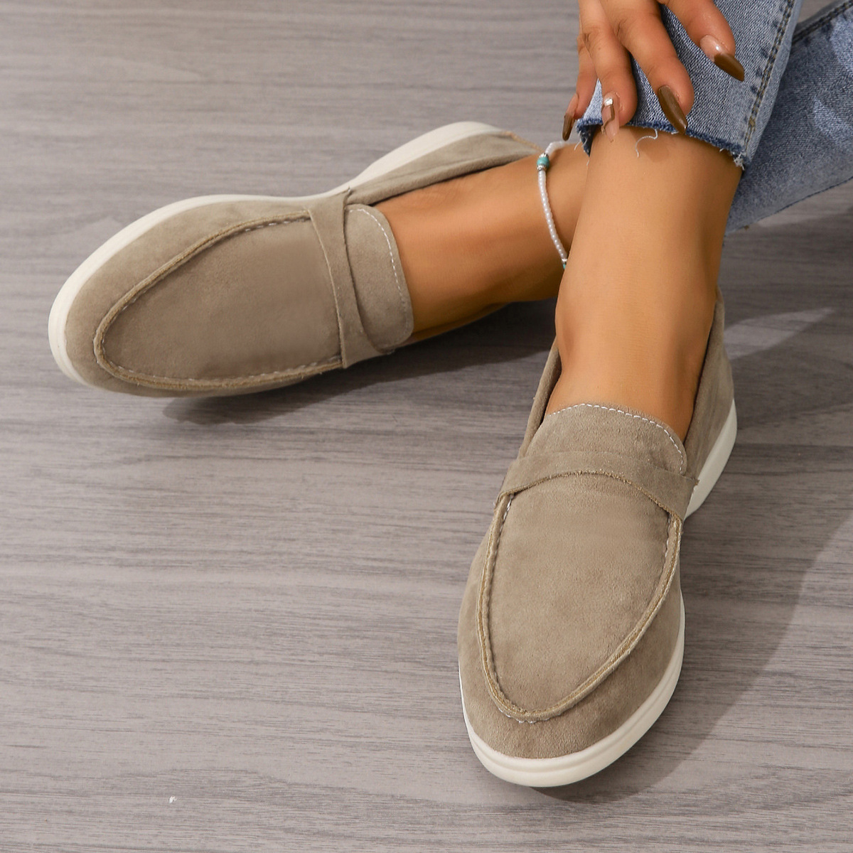 Women's round head women's frosted flat lazy shoes vintage single shoes European and American style plus-size casual shoes summer