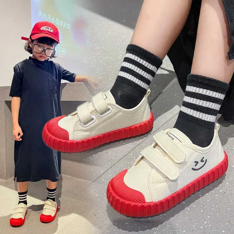 2023 New Boys and Girls Baby Canvas Shoes Anti slip Soft and Cute Childrens Canvas Shoes Boys and Girls Preschool Sports Shoes Childrens Casual Shoes 