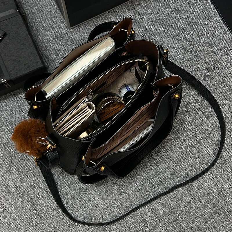 Brand Women's Big Shoulder Crossbody High Quality Leather Messenger Handbag Travel Tote Bag for Female Purse