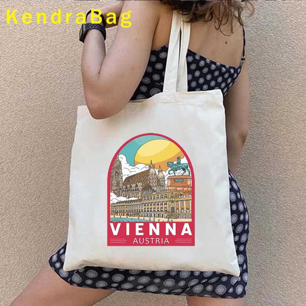 Vintage Austria Map Flag Emblem Austrian Coat of Arms Vienna Skyline Shoulder Canvas Totes Bag Harajuku Shopping Cotton Handbags Z250224