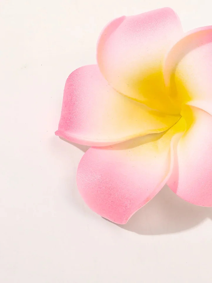 2 Pcs Flower Hair Claw ClipsStrong Hold NonslipHawaiianCute ClipsBanana ClipAccessories for Women Girls Holiday Gifts 250218