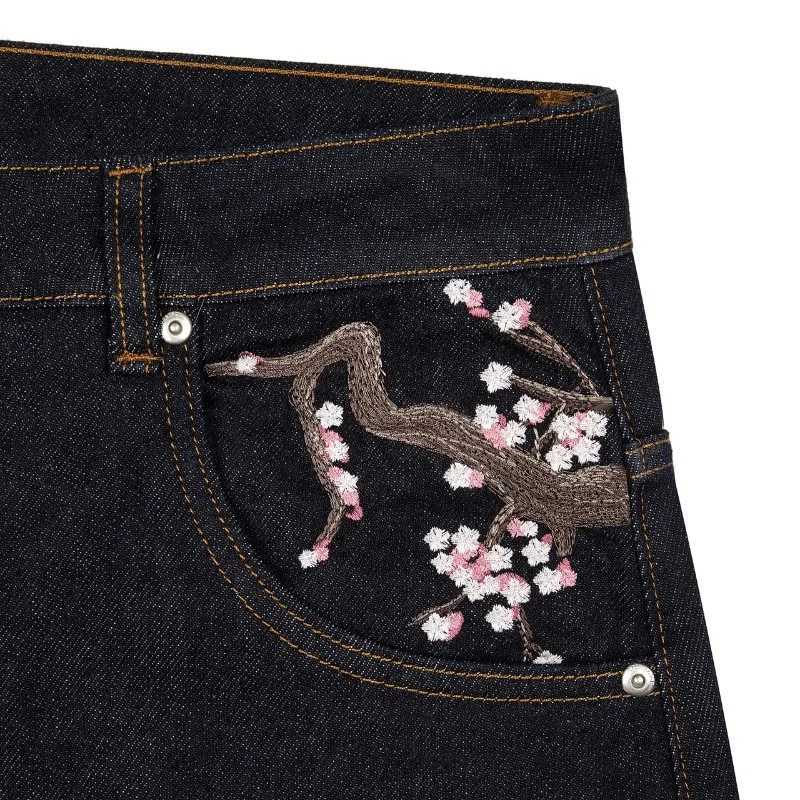 Men's Jeans Y2K Harajuku jeans Gothic retro plum flower embroidery pattern wide leg pants mens denim fabric American streetwear z250225
