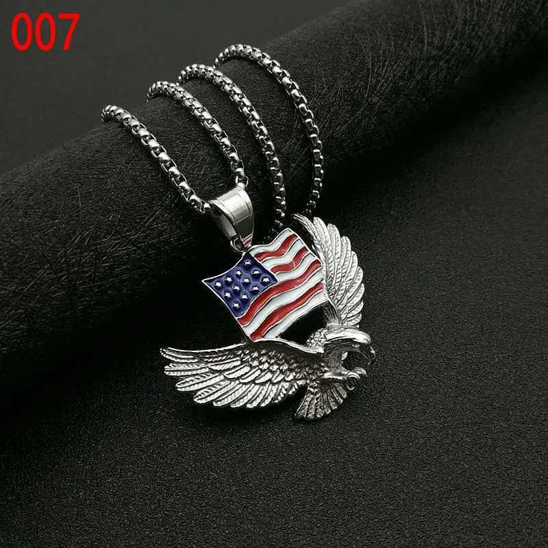 Stainless steel colored pre gold-plated drip glue national flag pendant X250224