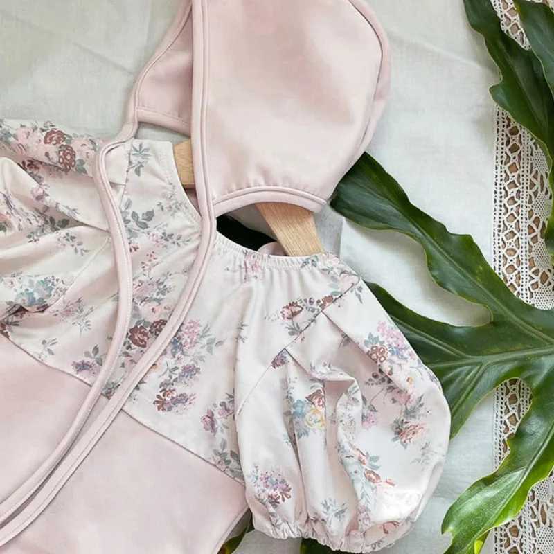 2024 New Summer Infant Baby Girls Swimsuit+Hat 0-3Yrs Kids Swimwear Toddler Baby Girls Beachwear Short Sleeved Printing Rompers X250224