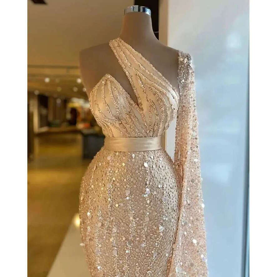 Urious Arabic Aso Ebi Gold Sparkly Evening Beaded Sequins Prom Dresses Feather Formal Parrty Second Reception Gowns Zj