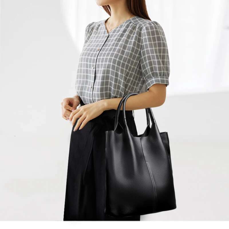 Genuine Shoulder Bag Fashionable Women Handbag Urious Designer Soft Leather Office Pocket Classic And Versatile Tote