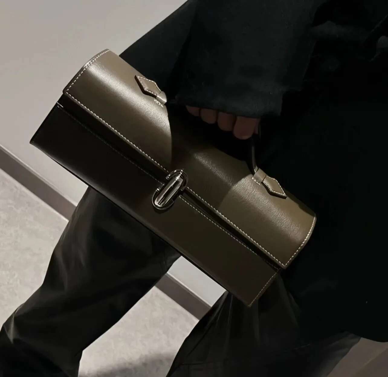 Brand Genuine Leather Tote Women's Simple Handbag Small Square Baguette Bags High Quality Savette Symmetry Slim Bag