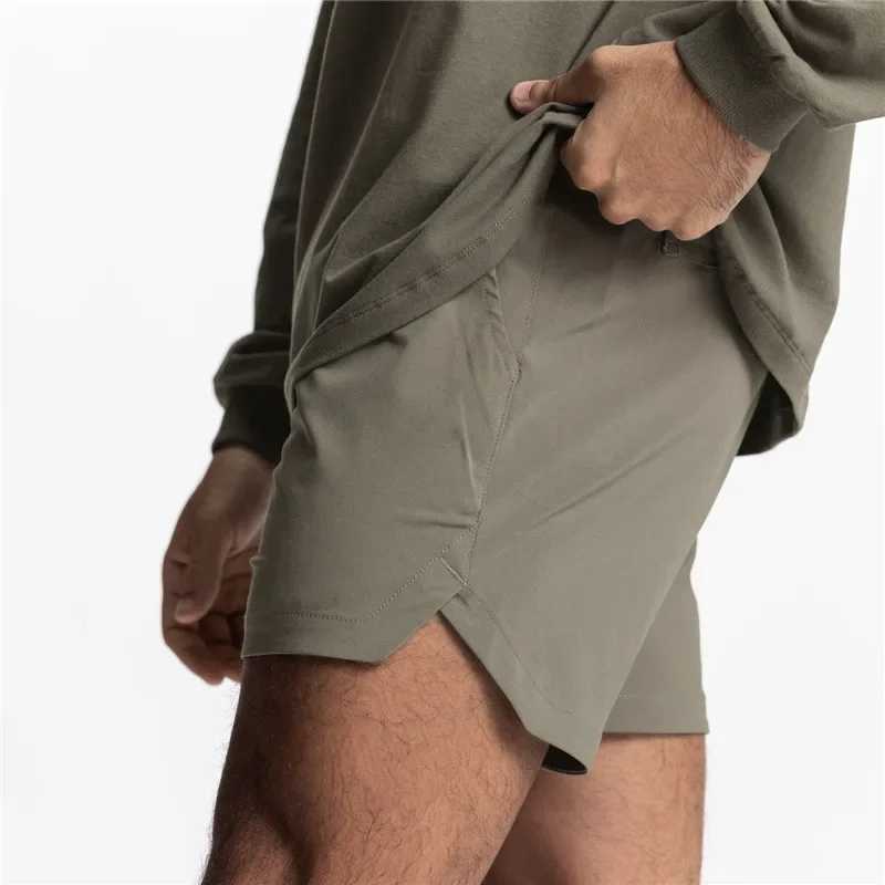 2023 Summer New Gym Jogging Exercise Shorts Mens Sports Fitness Quick-drying Multiple pockets Running Shorts Men Casual ShortsT250224