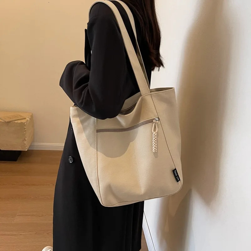 Casual Minimalist Shoulder Bag Large Capacity Niche Solid Handbag High Quality Preppy Style Commuting Versatile Canvas 250221