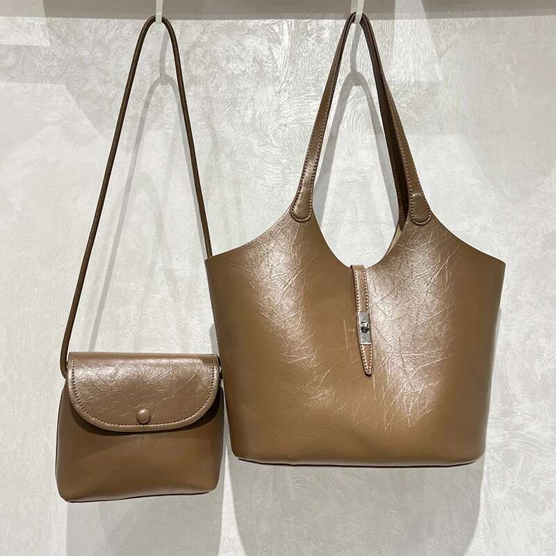 Classic Tote Bags For Women Designer Handbags Purse 2023 New PU Oil Wax Leather Lock Closure Decoration Underarm Shoulder