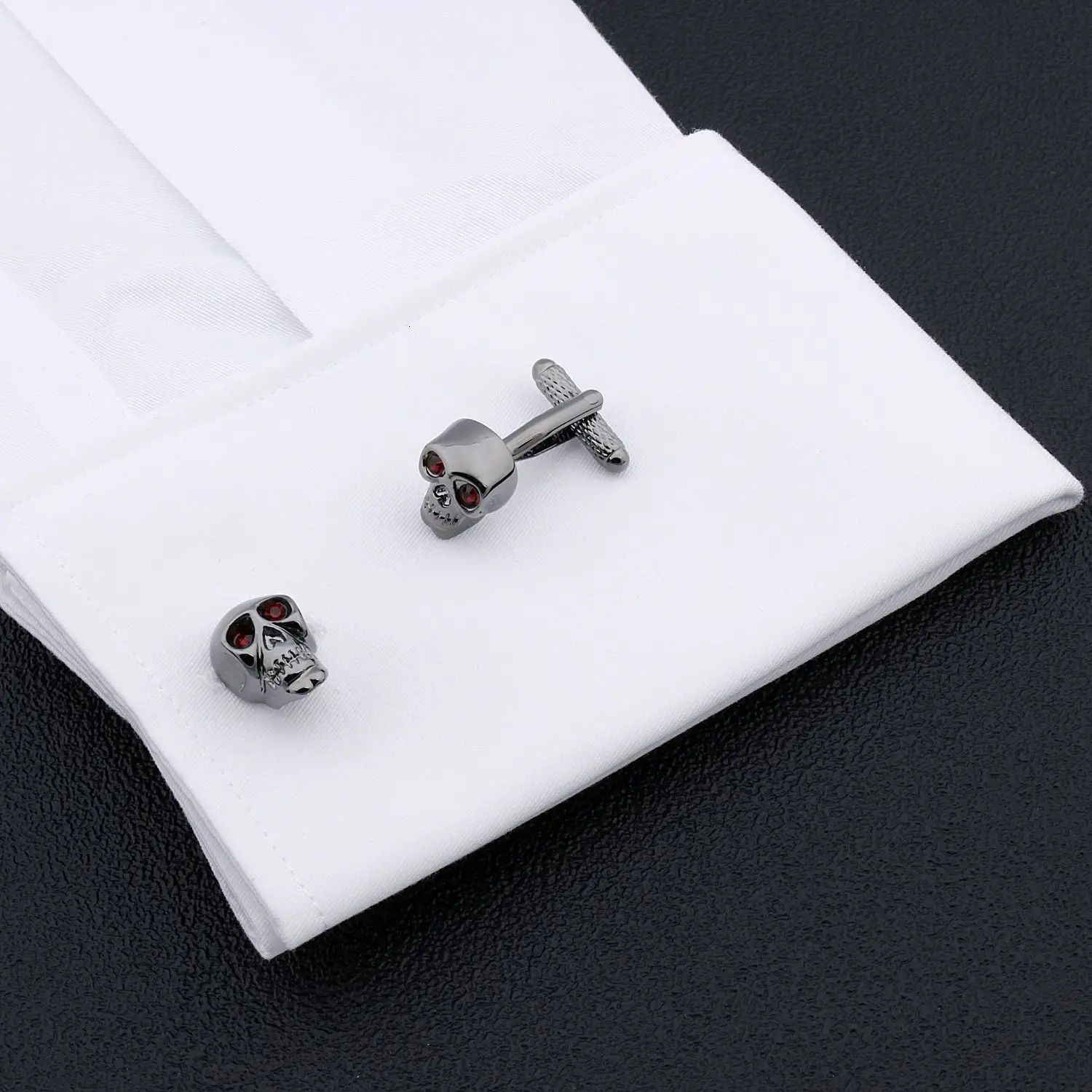 Hawson crystal skull cufflinksmen cufflinks for dress shirts Accessoriescufflinks for wedding party 250220