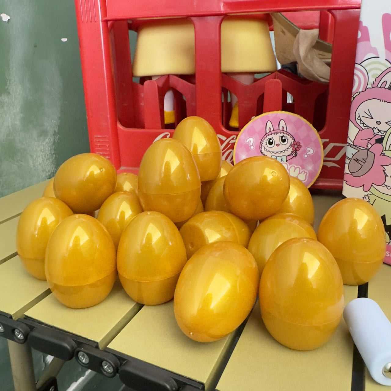 smashing Easter surprise knocking of golden eggs blind box toys Childrens Day prizes and gifts Free shipping