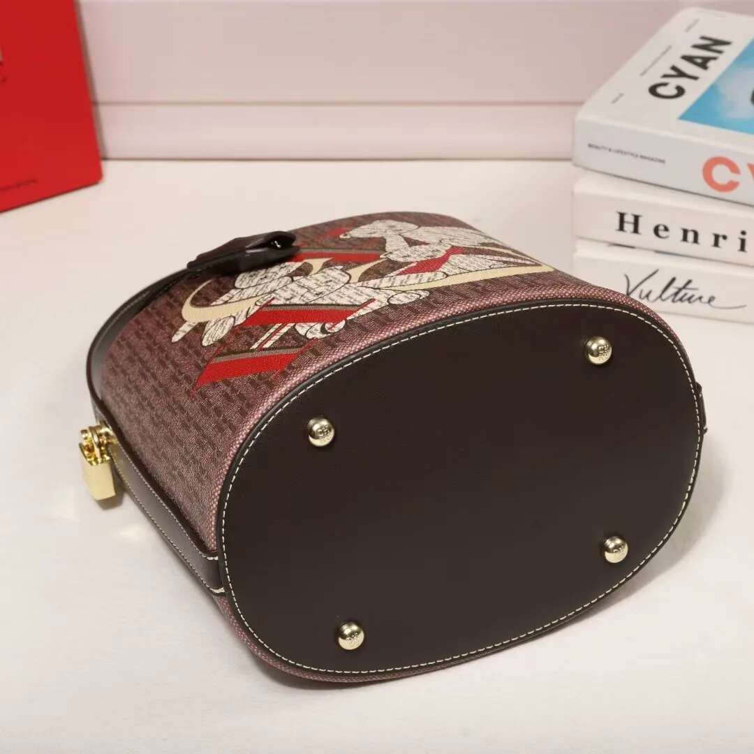 CH Shoulder Exquisite Fashion Design Handbag Multi Functional Wer Printed Women's Leather Bag