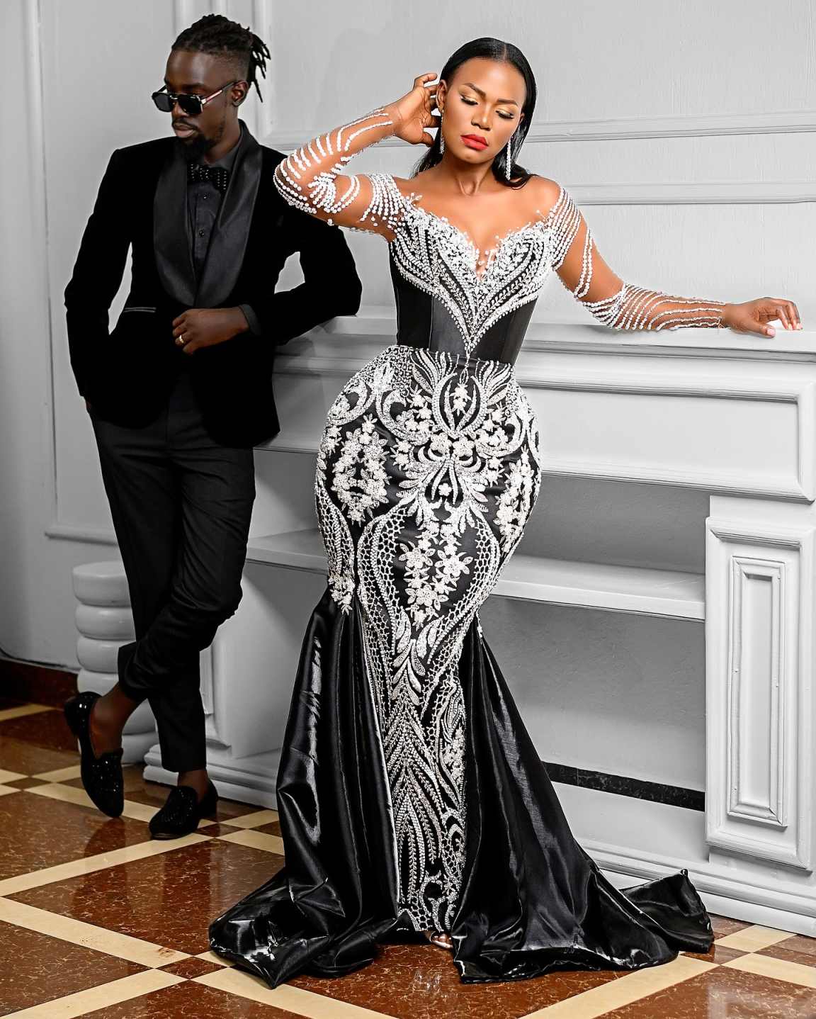 Plus Size Mermaid Prom Dresses Sexy Sheer Neck Long Sleeve Lace Appliques Special Occasion Dress Engagement Evening Gowns Customized