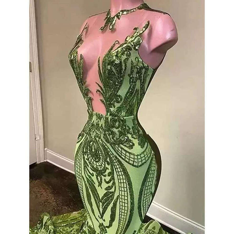 Olive New Green Mermaid Evening Dresses For Women Ruffles Hem Illusion O Neck Lace Sequined Prom Gowns Vestidos Formal Ocn