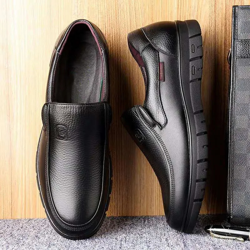 Mens Genuine Leather Shoes 38-46 Head Leather Soft Anti-slip Rubber Loafers Shoes Man Casual Real Leather Shoes 250224
