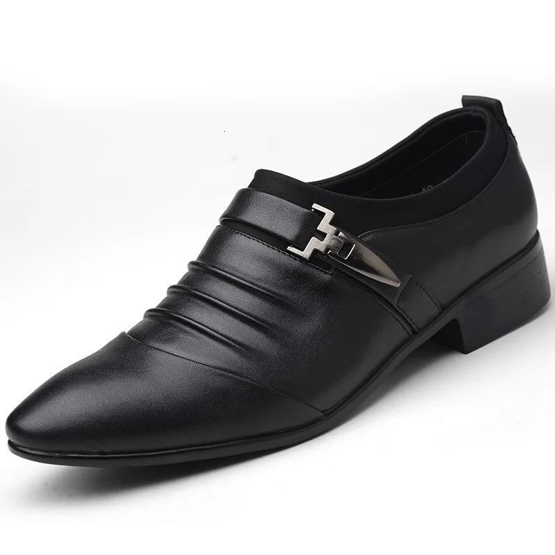 Classic Men Dress Shoes Slip on Black Leather Shoes for Men Plus Size Point Toe Business Casual Men Formal Shoes for Wedding 250224