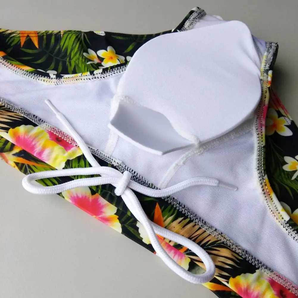 Men Swimming Trunks Slim Fit Colorful Floral Print Swimming Shorts Low Waist Summer Men Swimwear For SwimmingXJ250224