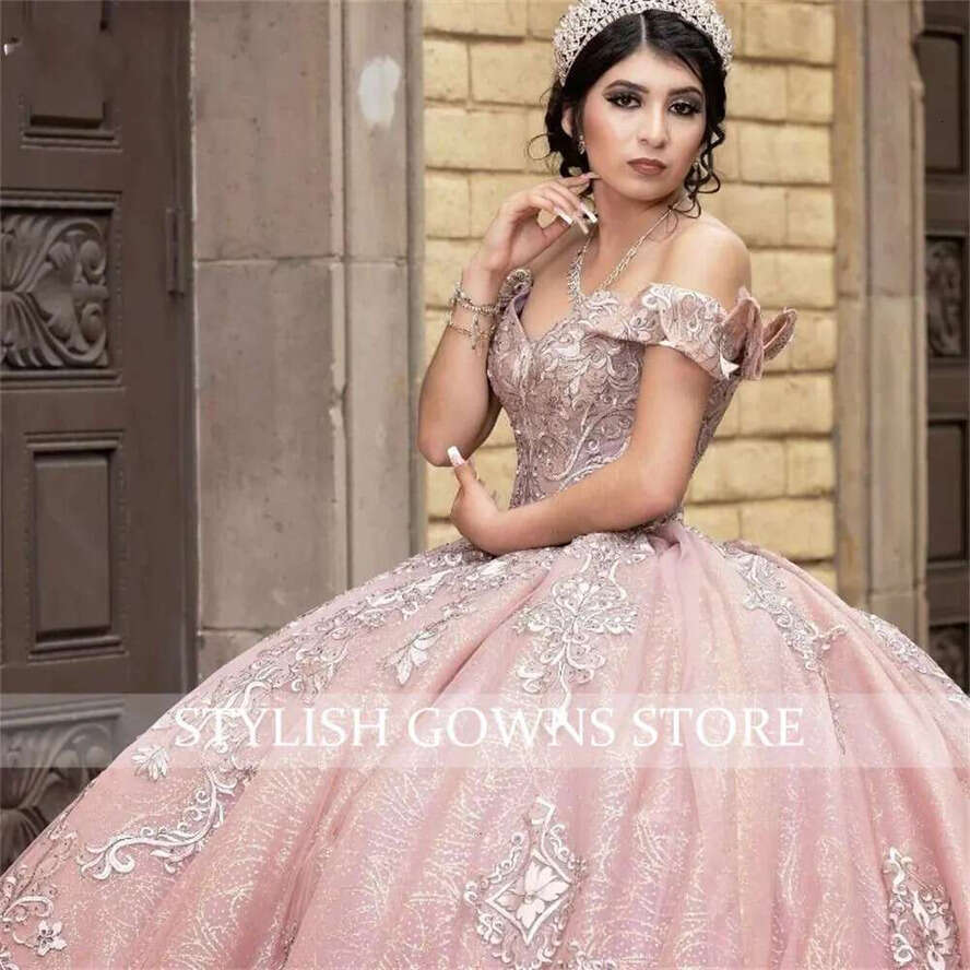 Mexico Pink 15 Years Old Quinceanera Ball Romantic Appliqued Off Shoulder Sweet 16 Graduation Dresses Evening Birthday Party Gown 0627