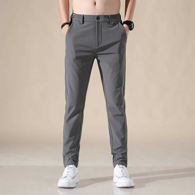 2023 Spring/Summer Mens Golf Pants High Quality Elastic Fashion Casual Breathable Trouser W250225