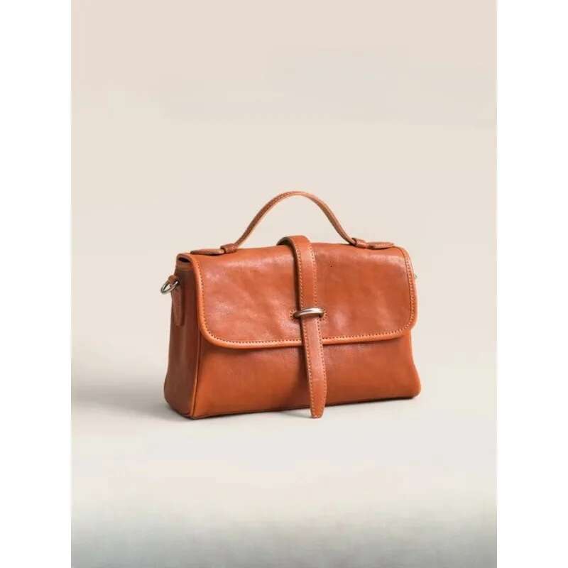 For Women Ladies Designer Handbag Solid Women's Large Capacity Commuting Shoulder Messenger Niche Bag