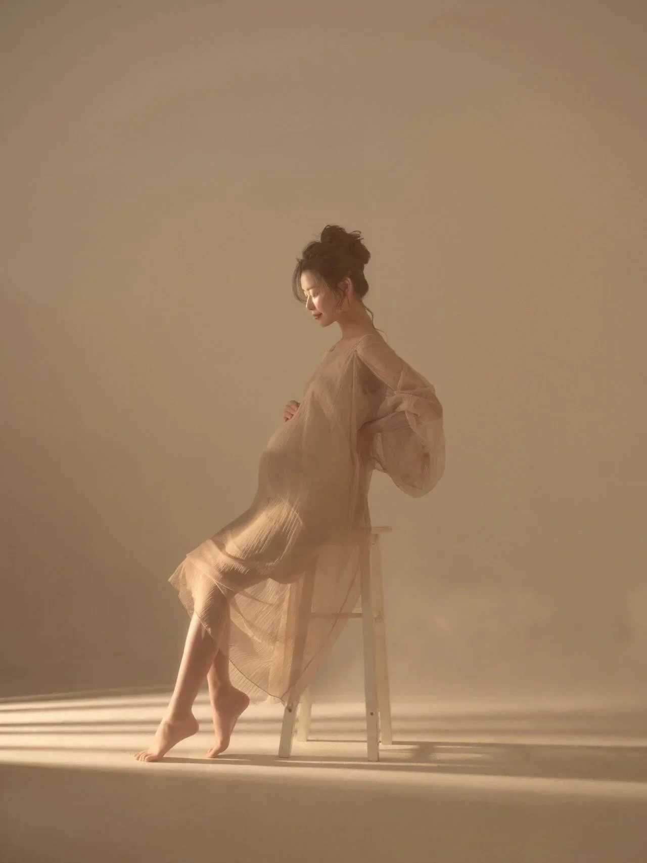 Women Photography Props Perspective Elegant Maternity Dresses Beige Mesh Pregnancy Dress Studio Shooting Photo Props X250224