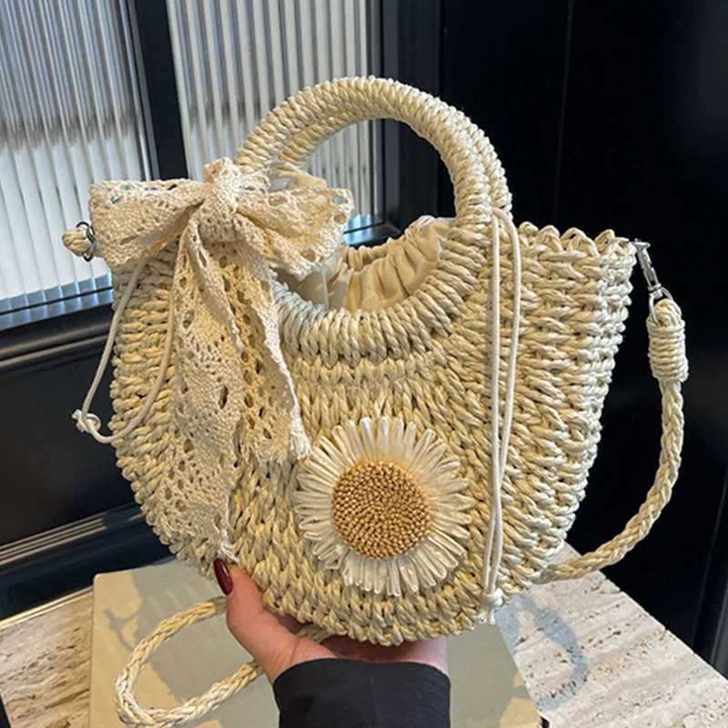 Women Handwoven Straw Shoulder Bag Rattan Half-Moon Beach Handbag Small Summer Hollow Out Crossbody Bag