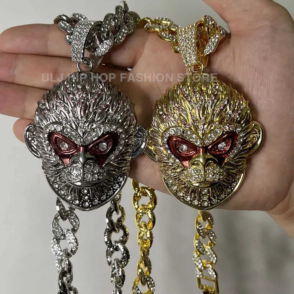 J Hip Hop Black Myth Wukong BLing Big Pendant Necklace Delicate Monkey King Figure Necklaces Man Boyfriend Cool Gift Jewelry X250224