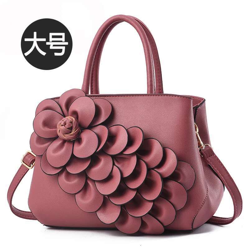 2024 New Banquet Handbag Personalized wer Women's Designer Female Shoulder Casual Tote Crossbody Bag