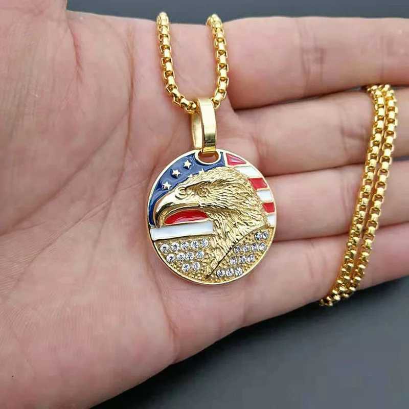 Hip Hop Rhinestones Paved Bling d Out Solid Stainless Steel Flag Pendants Necklace for Men Rapper Jewelry X250224