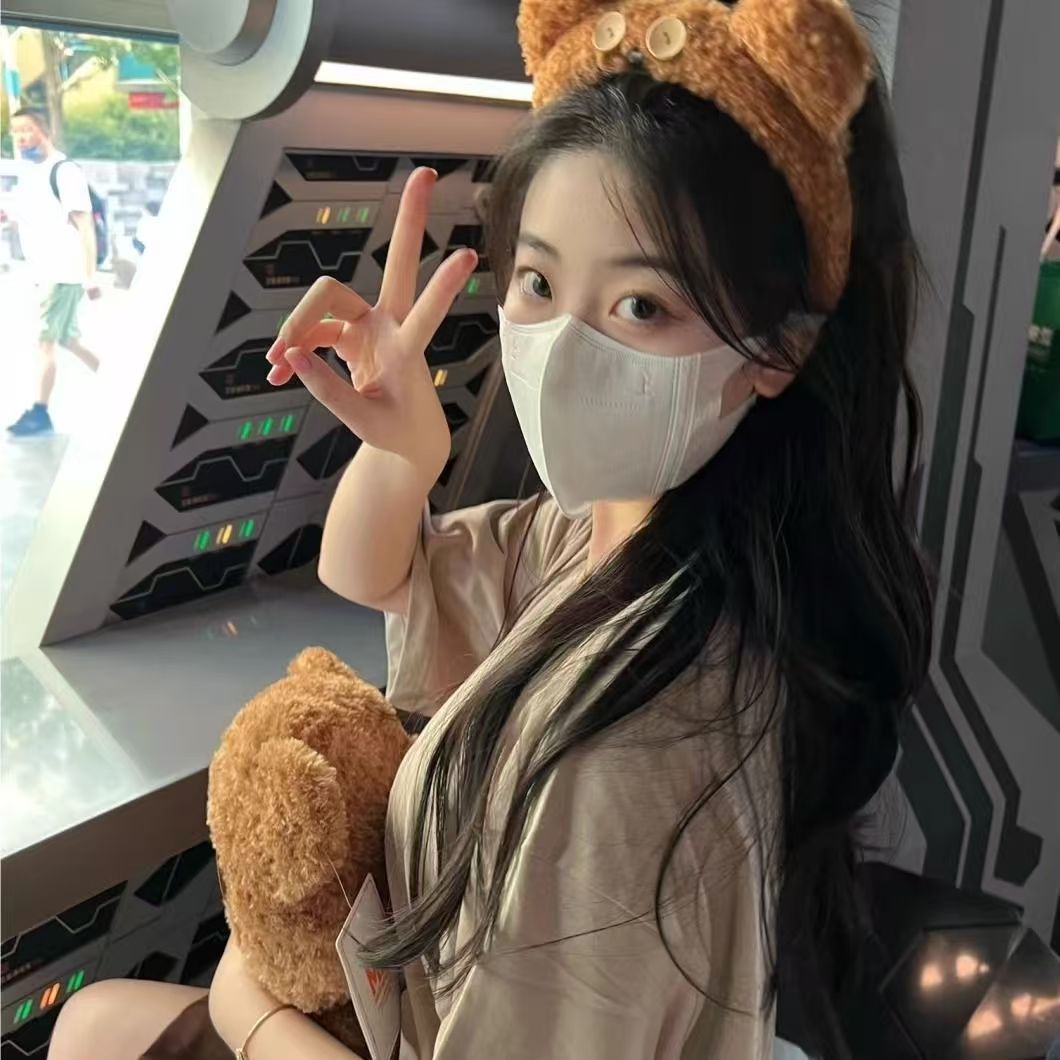Soft Furry Teddy Bear Hair Ribbon for Women - Stylish Winter Warmth