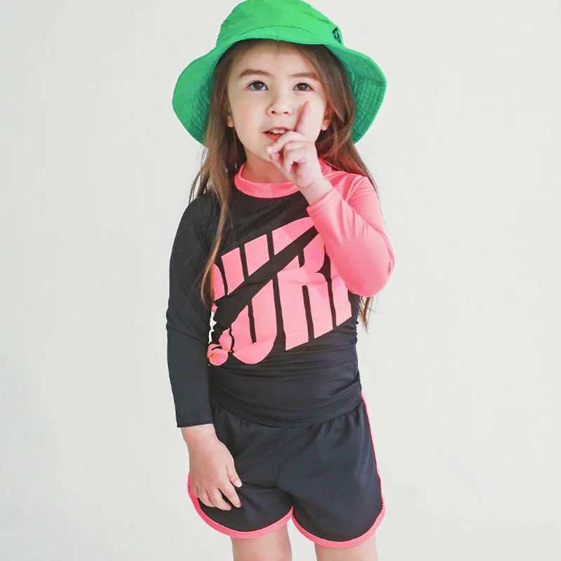 Two piece long sleeved swimsuit beach wear childrens swimsuit X250224