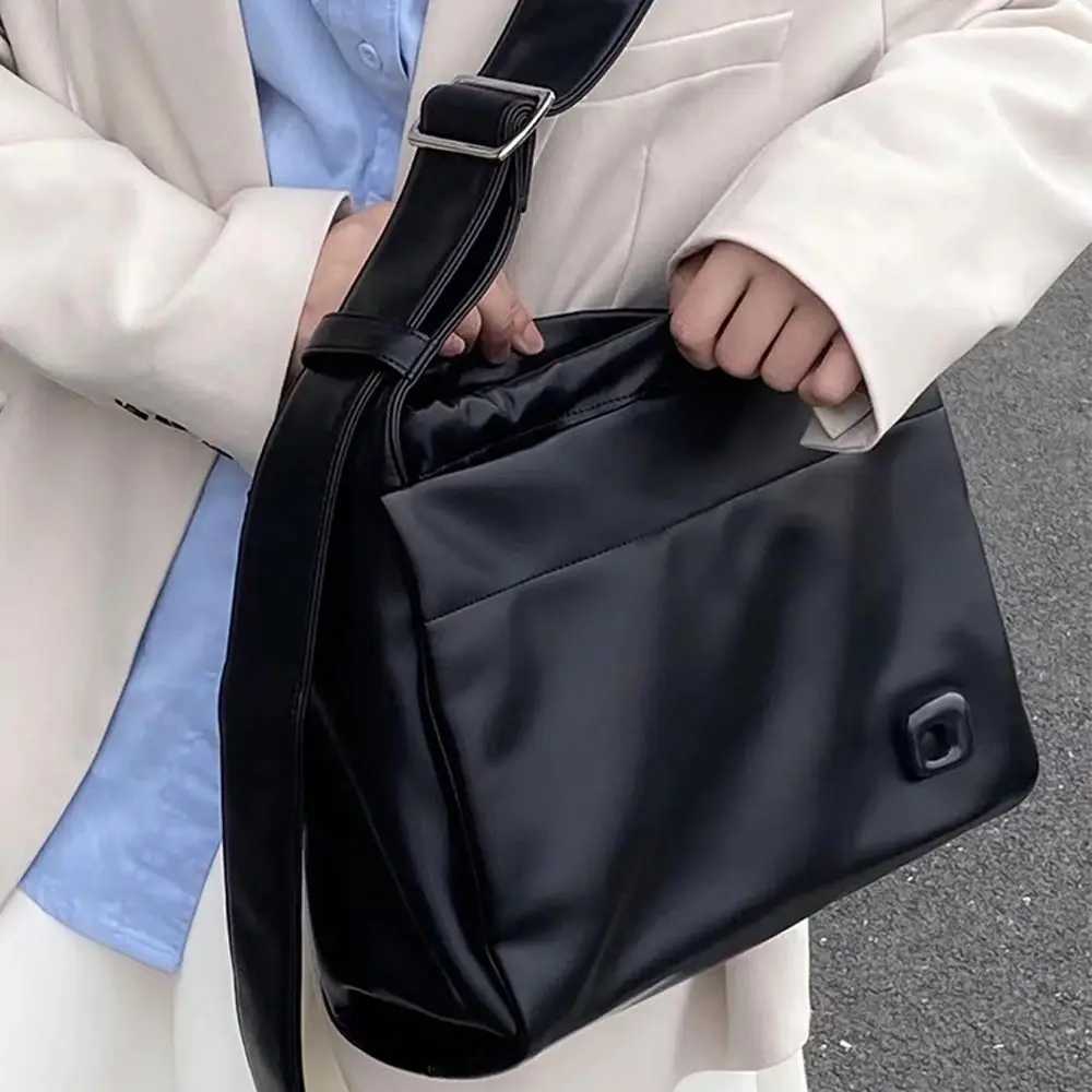 Simple PU Leather Shoulder Bag Large Capacity Solid Color Crossbody Bag Shopping Bag for Woman Girls Z250225