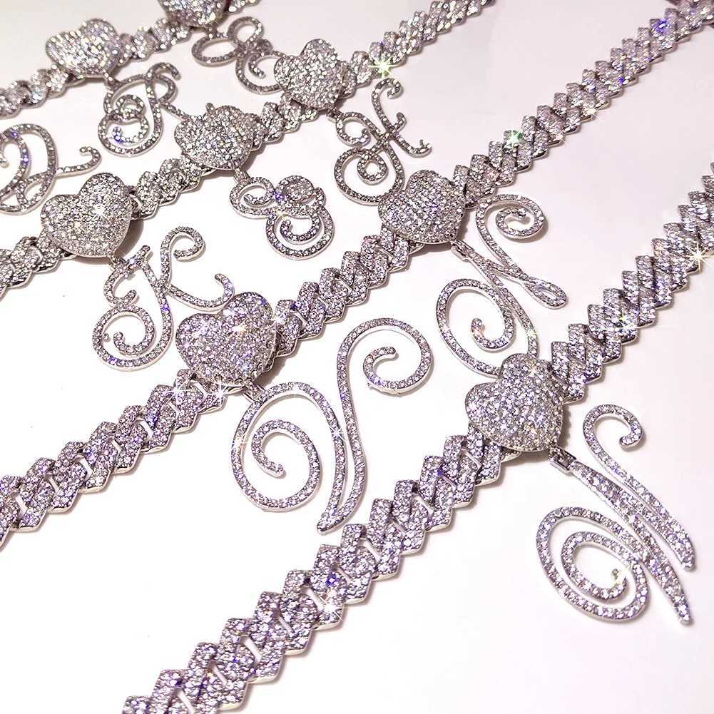 Hip Hop Bling d Out Cursive Initial Letter Pendant Necklace for Wen Paved Rhinestone Cuban Chain Choker Necklace Jewelry X250224